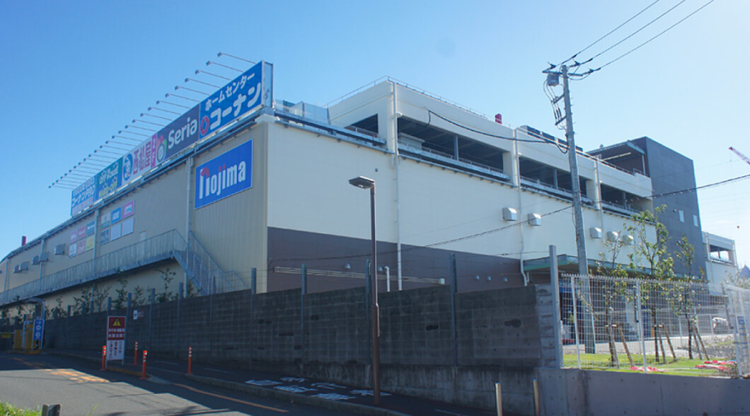 コーナン川崎小田栄店の外観